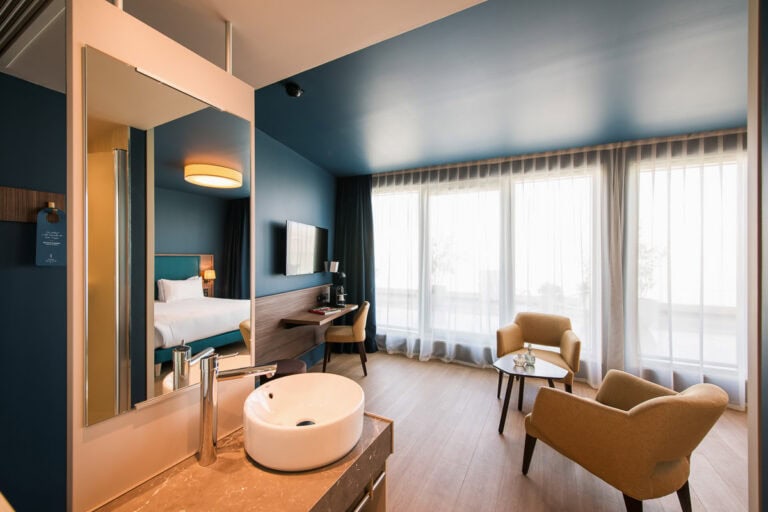 Photo de la Suite Junior à l'Hôtel de la Cité à Nantes.